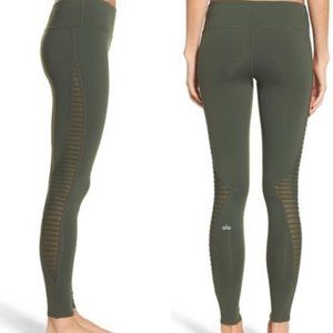 Alo Yoga Luminous Legging